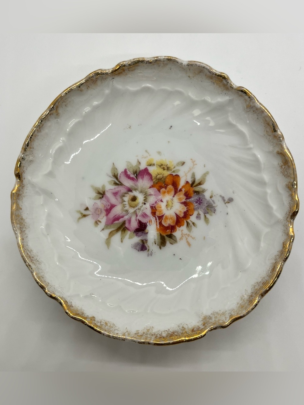 Set/4 Vintage Bavaria Germany 4” White Porcelain Butter Pats Floral w/ Gold Trim - Picture 4 of 6